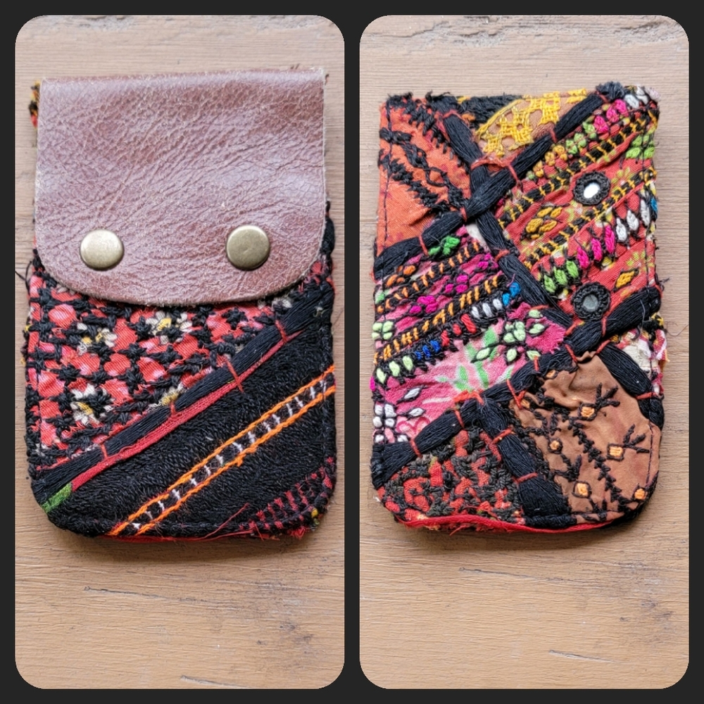 🧠🍳 Free People Boho Embroidered Repurposed vtg banjara Wallet Card Case